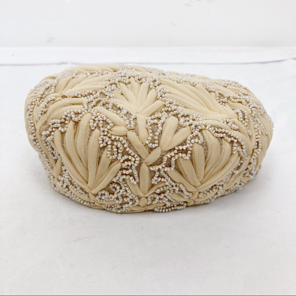 Vintage 30s beaded pillbox hat chiffon cream white